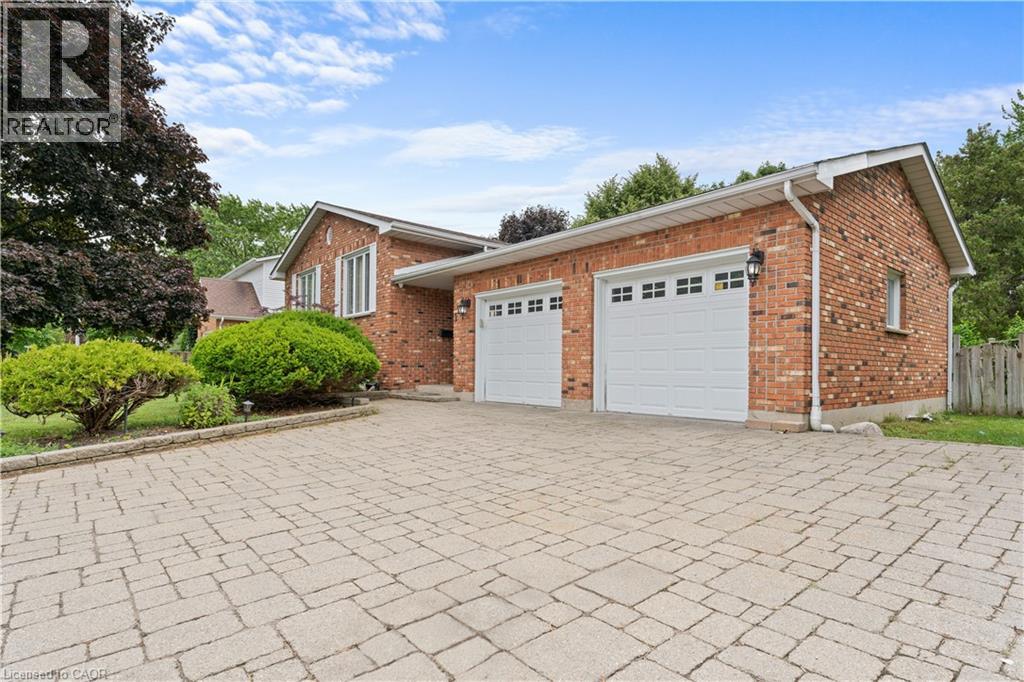 121 TOLLGATE Road, Brantford, Ontario