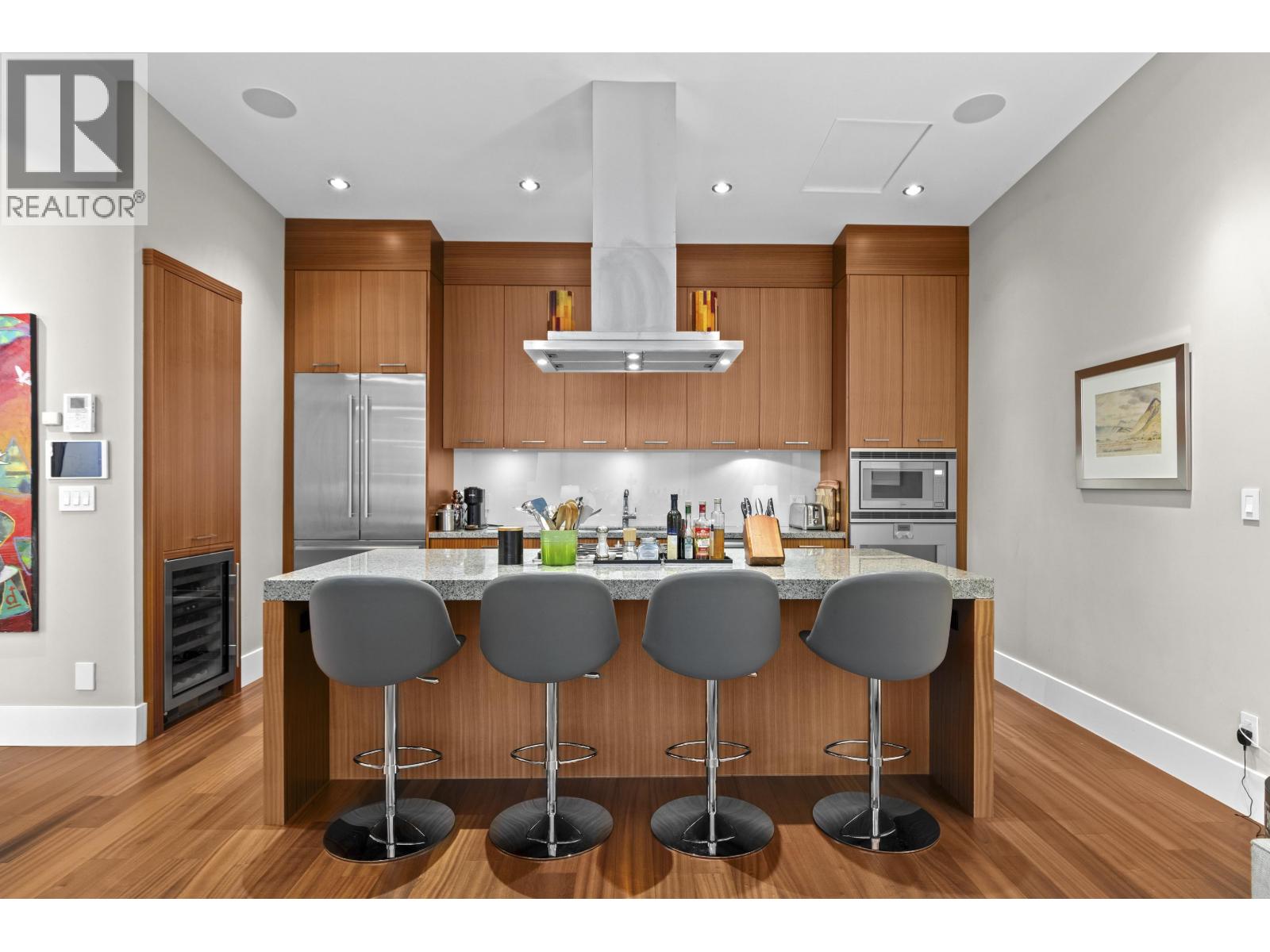 2780 Highgrove Place, West Vancouver, British Columbia V7S 0A4 - Photo 3 - R3043123