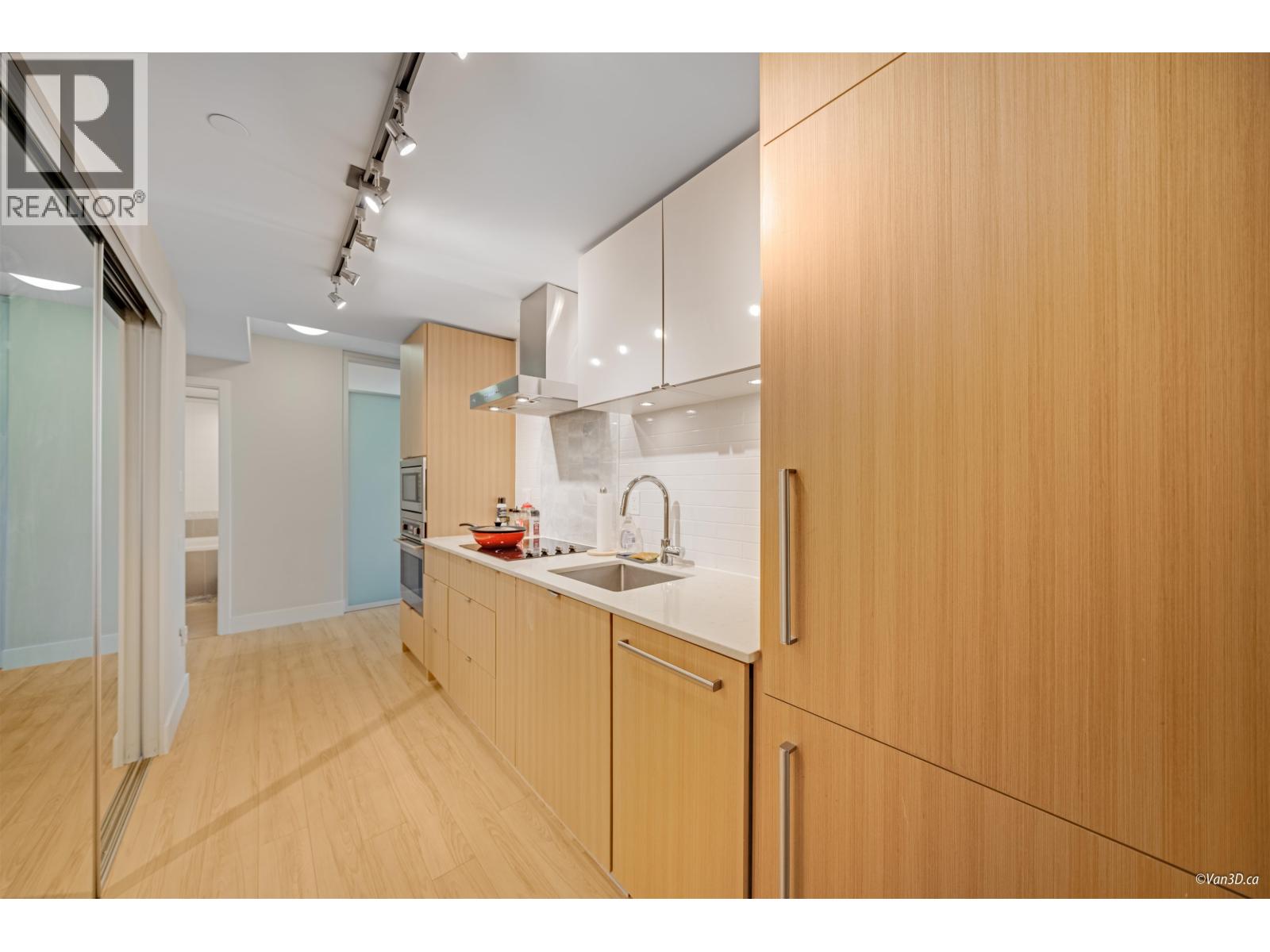 725 159 W 2nd Avenue, Vancouver, British Columbia  V5Y 0L8 - Photo 16 - R3043144