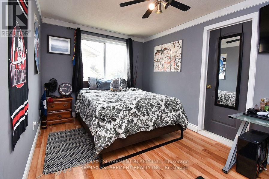 448 Acadia Drive, Hamilton, Ontario  L8W 3A4 - Photo 25 - X12378587