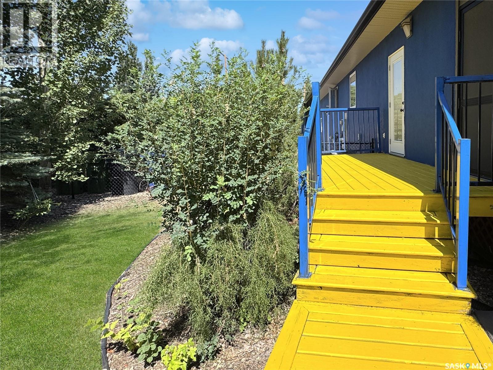 30 West Park Drive, Battleford, Saskatchewan  S0M 0E0 - Photo 44 - SK015646