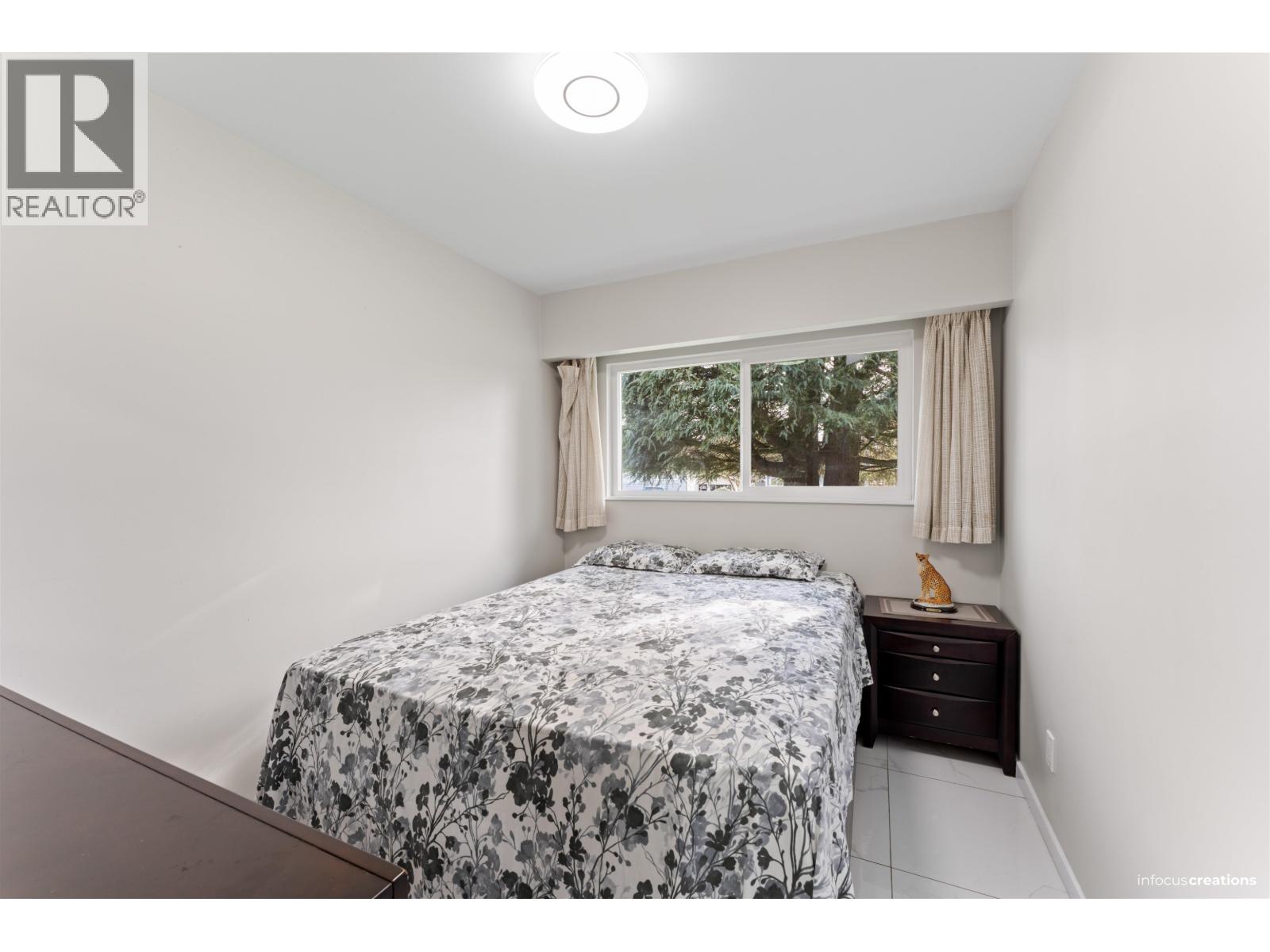 21957 Acadia Street, Maple Ridge, British Columbia  V2X 3B7 - Photo 9 - R3043152