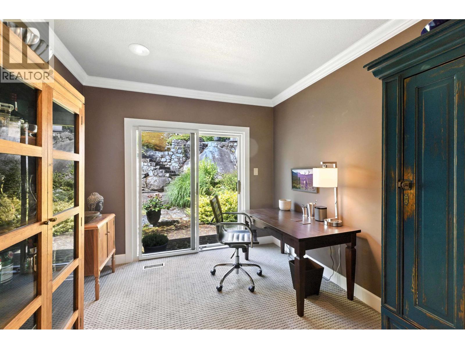 4817 Meadfeild Road, West Vancouver, British Columbia  V7W 3E6 - Photo 16 - R3043174