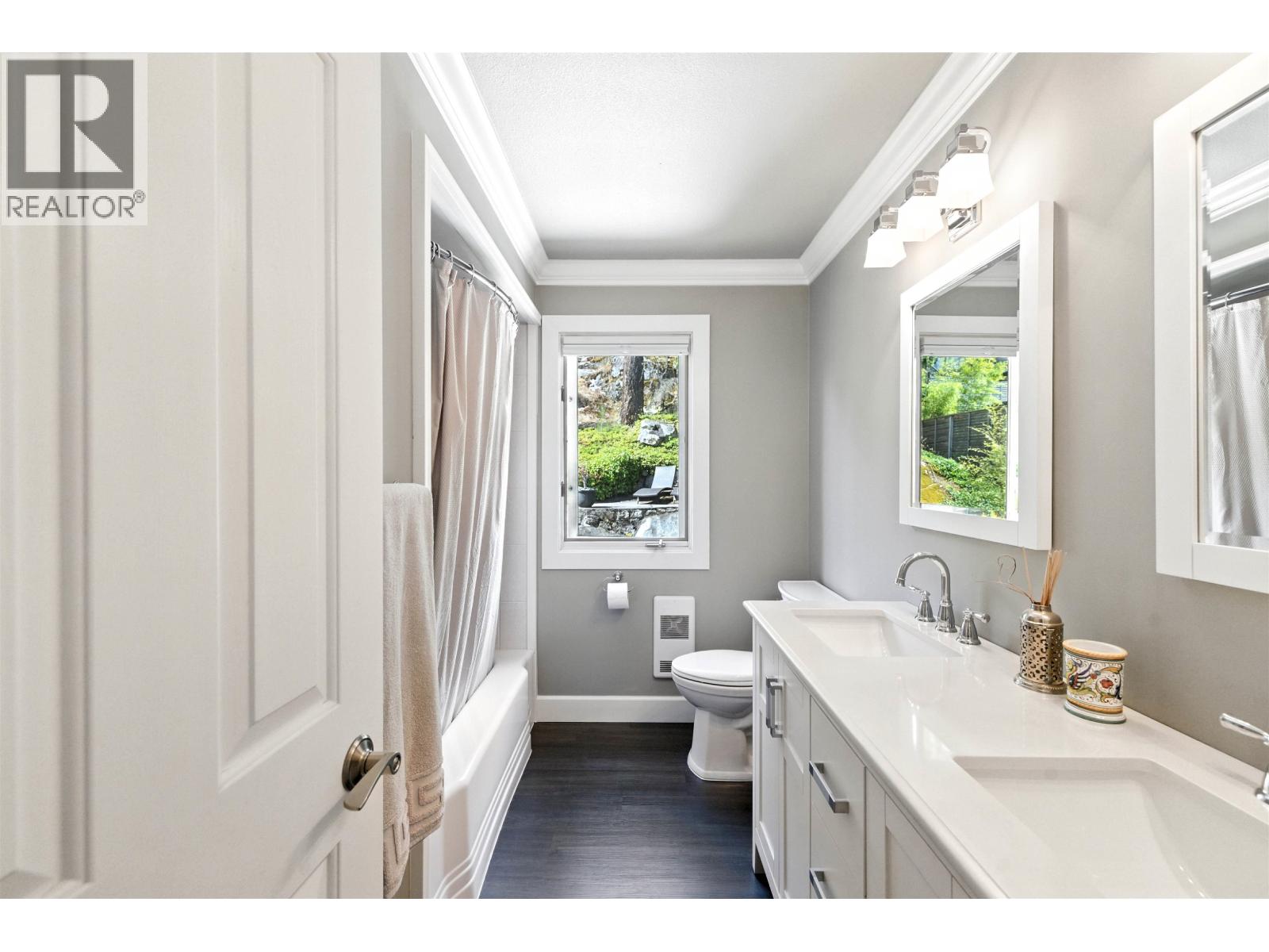 4817 Meadfeild Road, West Vancouver, British Columbia  V7W 3E6 - Photo 19 - R3043174