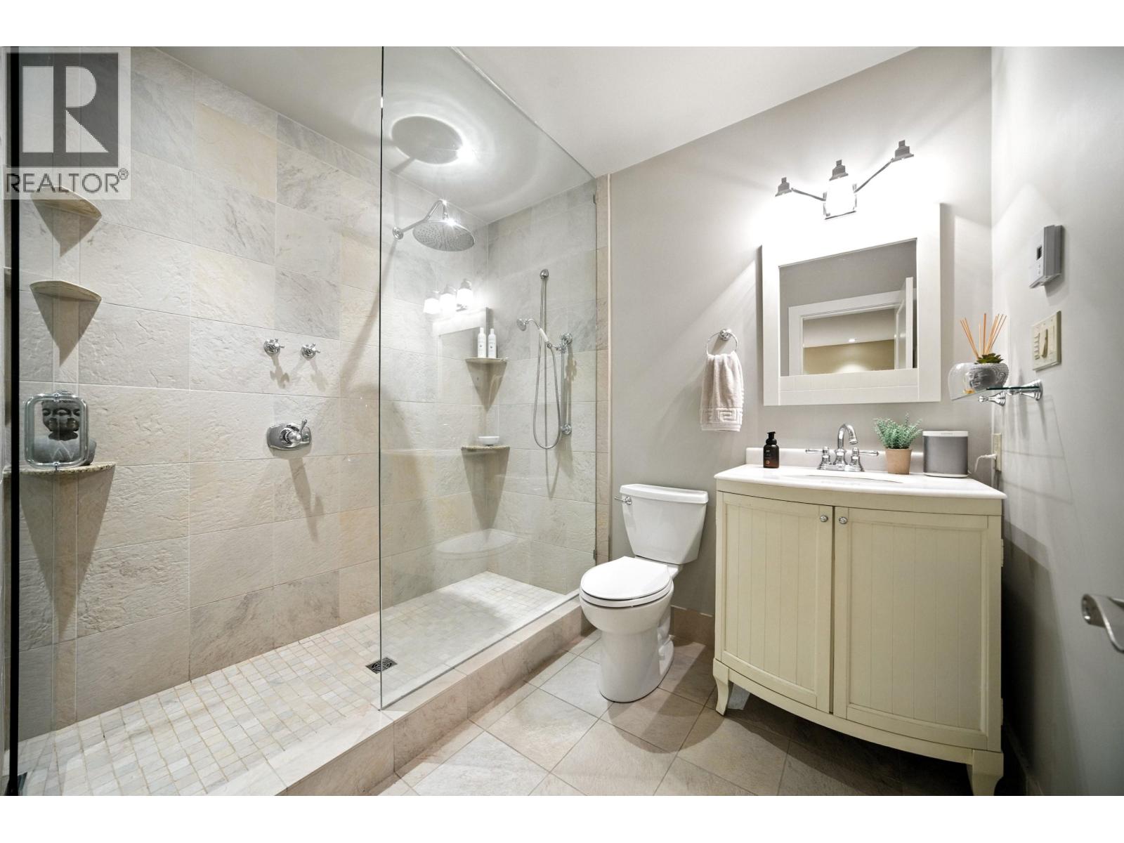 4817 Meadfeild Road, West Vancouver, British Columbia  V7W 3E6 - Photo 31 - R3043174