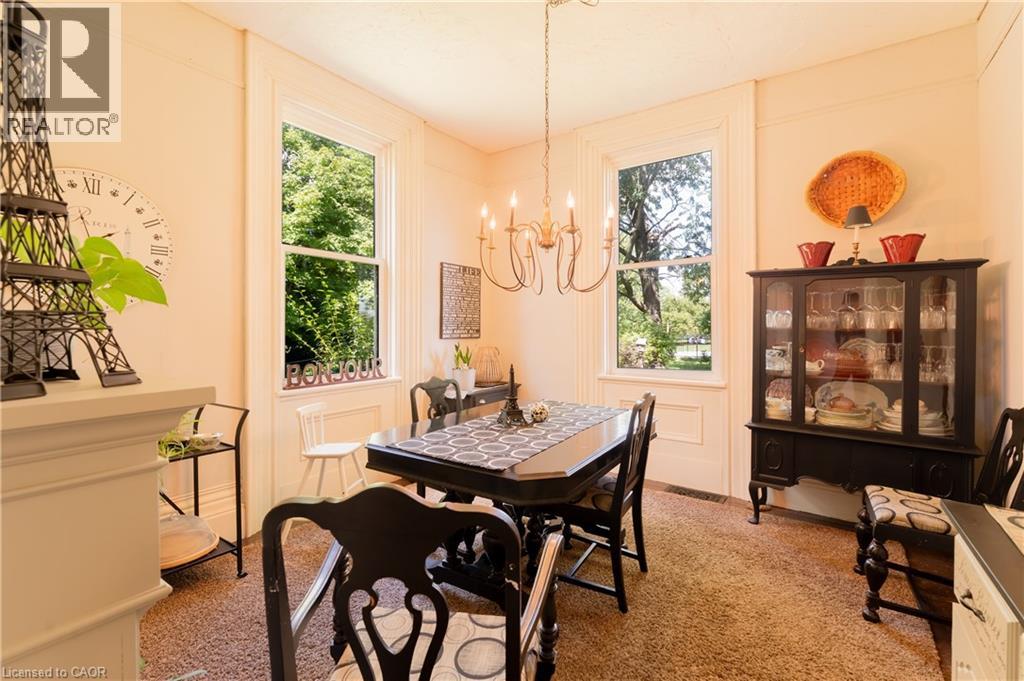 Photo 24 of 43 for 21266 Thames Road