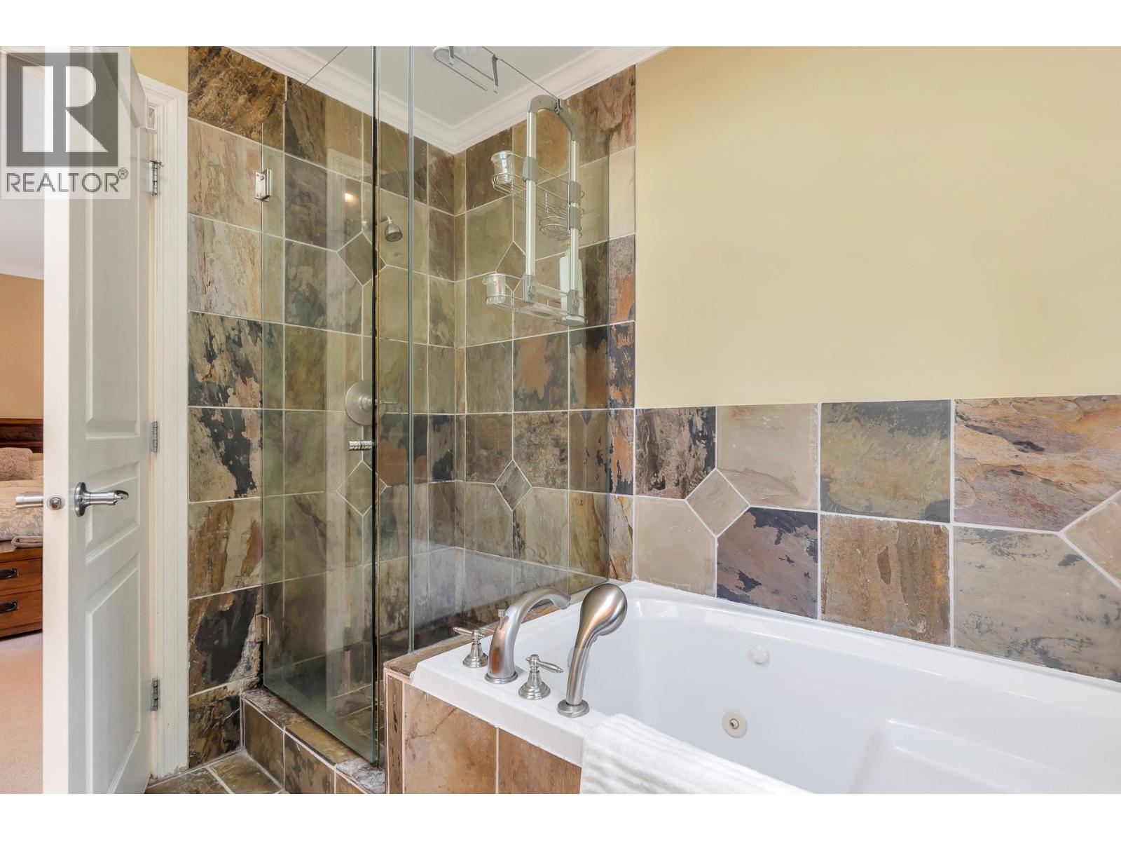 950 Seymour Boulevard, North Vancouver, British Columbia  V7J 2J8 - Photo 36 - R3041738