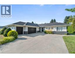 2532 Golf View Crescent, blind bay, British Columbia