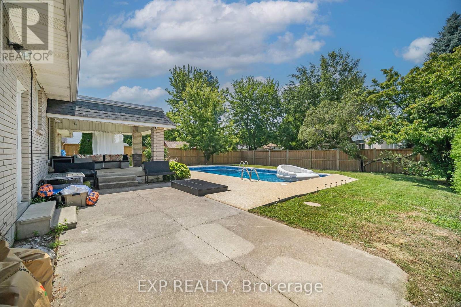 71 Parry Drive, Chatham-Kent, Ontario  N7L 2J1 - Photo 28 - X12378549