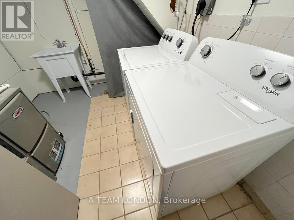 162 Mount Pleasant Avenue, London North (North N), Ontario  N6H 1E2 - Photo 26 - X12377928
