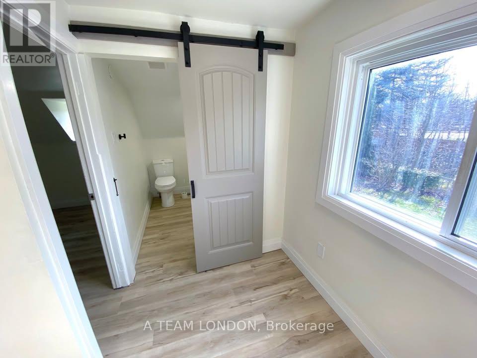 162 Mount Pleasant Avenue, London North (North N), Ontario  N6H 1E2 - Photo 32 - X12377928