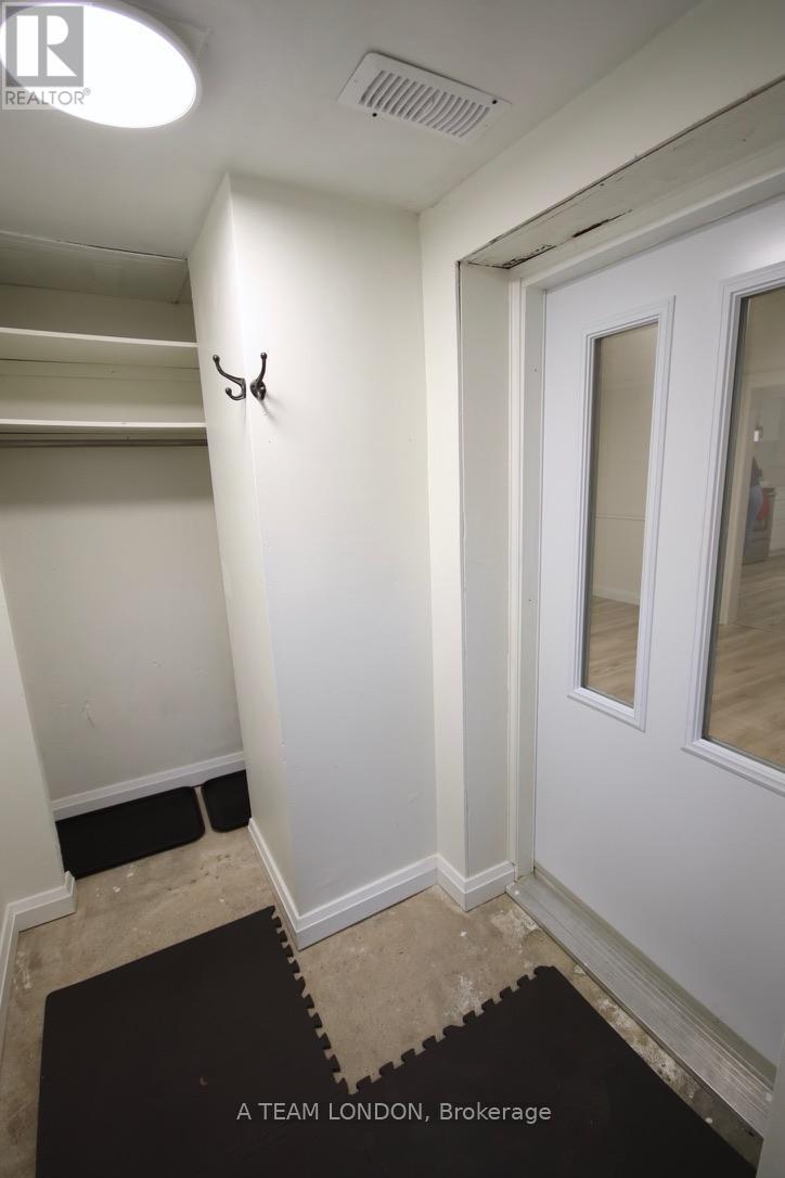 Photo 15 of 36 for 162 Mount Pleasant Avenue