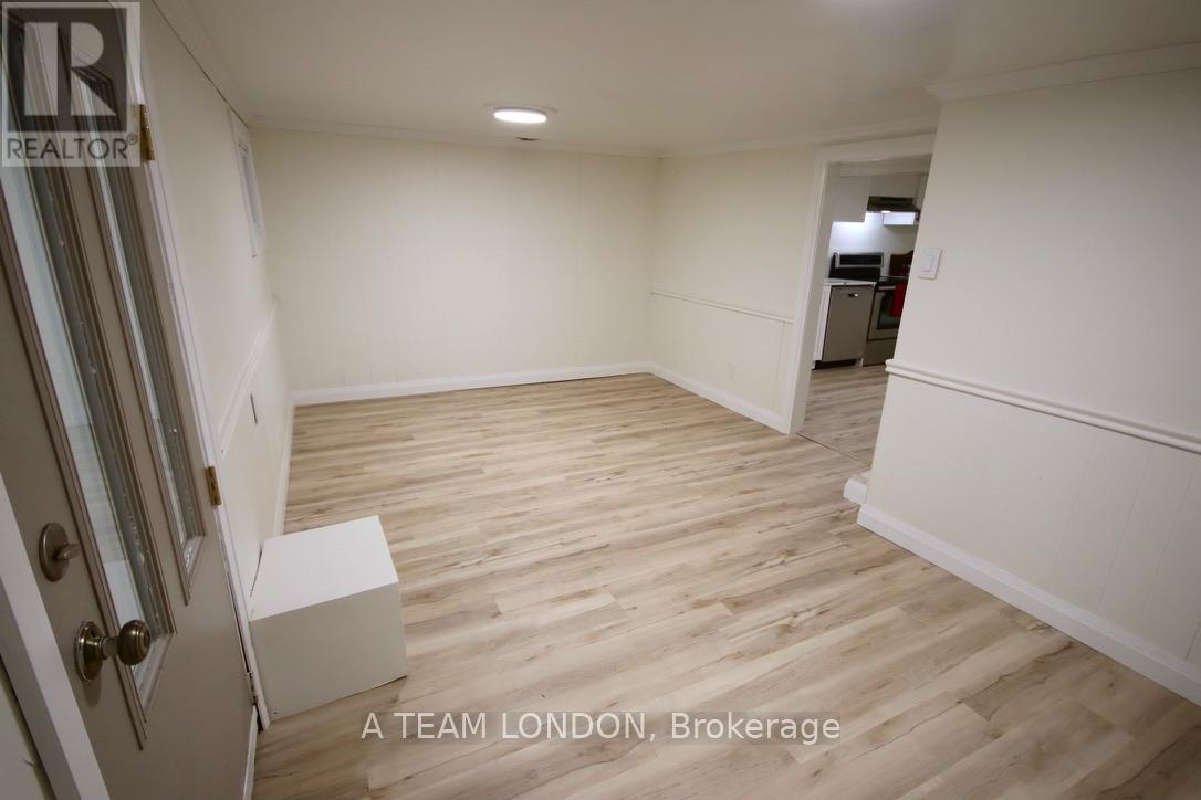 Photo 18 of 36 for 162 Mount Pleasant Avenue