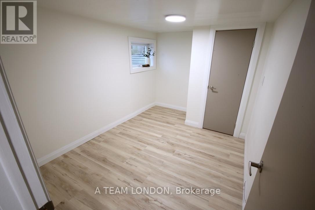 Photo 21 of 36 for 162 Mount Pleasant Avenue