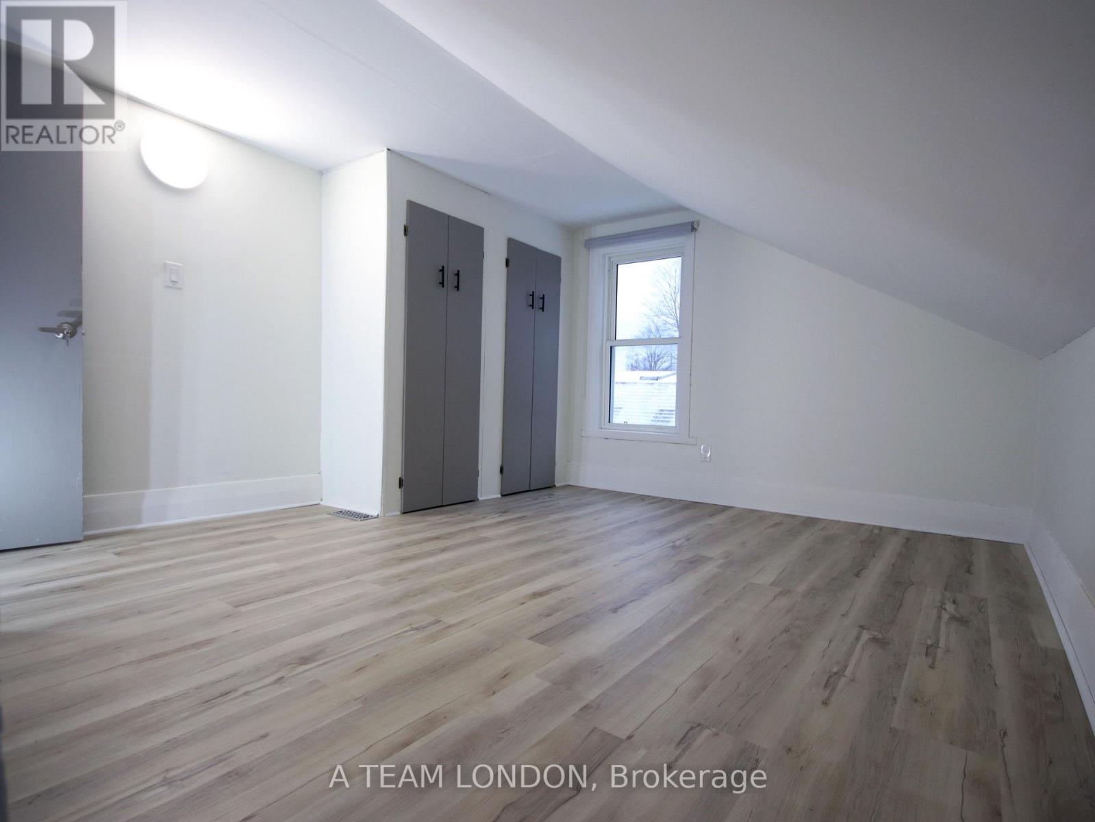 162 Mount Pleasant Avenue, London North (North N), Ontario  N6H 1E2 - Photo 10 - X12378664