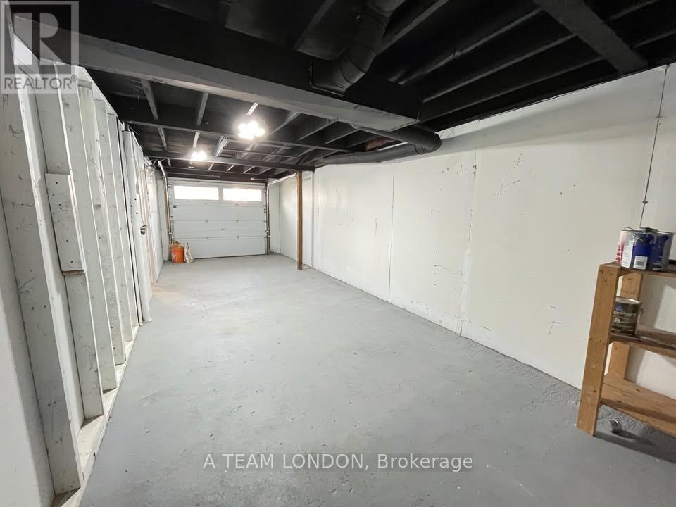 162 Mount Pleasant Avenue, London North (North N), Ontario  N6H 1E2 - Photo 35 - X12378664