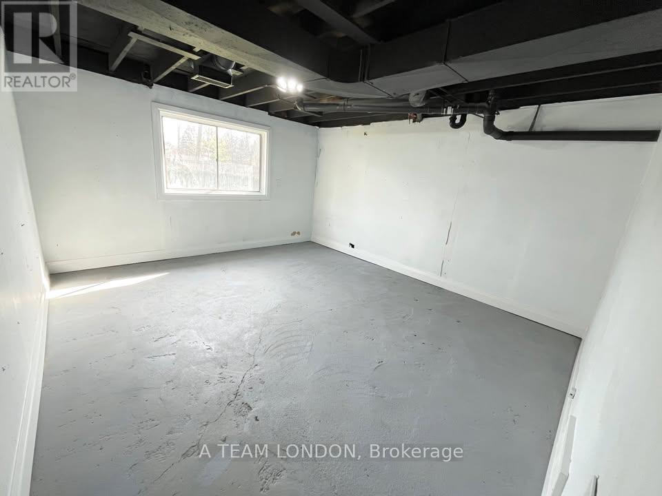 162 Mount Pleasant Avenue, London North (North N), Ontario  N6H 1E2 - Photo 34 - X12378664