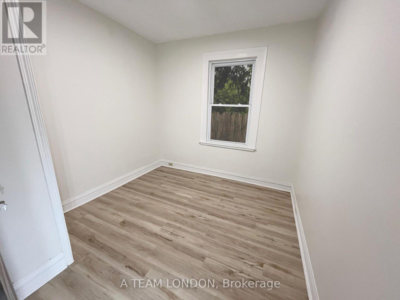 162 Mount Pleasant Avenue, London North (North N), Ontario  N6H 1E2 - Photo 7 - X12378664