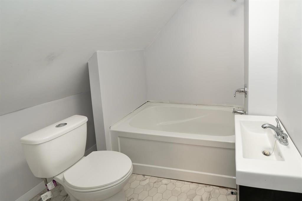 566 Mulvey Avenue, Winnipeg, Manitoba  R3L 0S1 - Photo 30 - 202521164