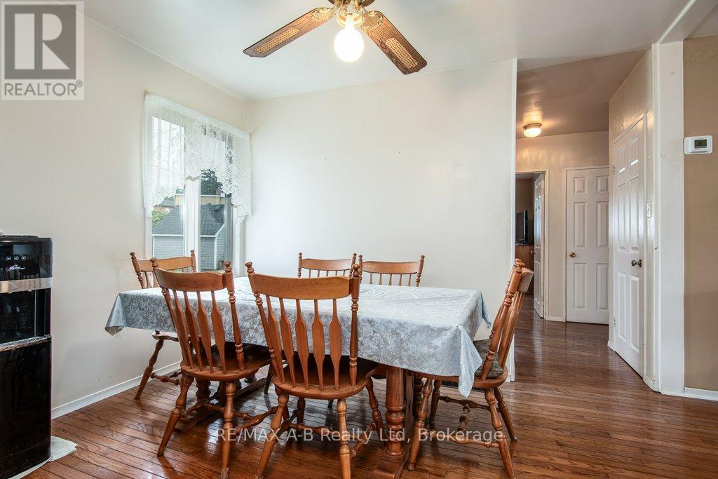 2210 William Shakespeare Street, Perth East (Shakespeare), Ontario  N0B 2P0 - Photo 18 - X12378831