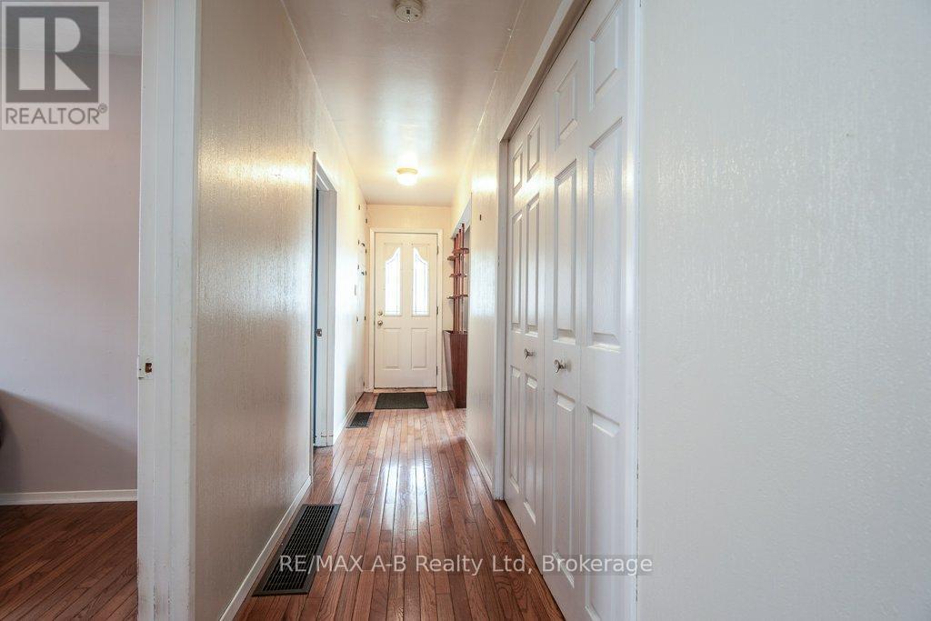 2210 William Shakespeare Street, Perth East (Shakespeare), Ontario  N0B 2P0 - Photo 28 - X12378831