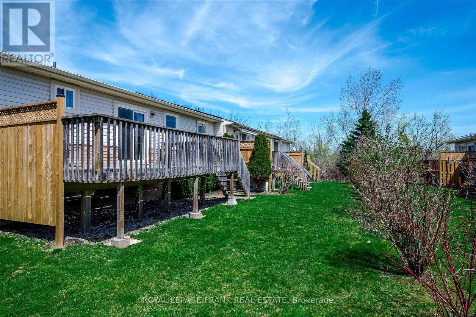 12 - 877 Wentworth Street, Peterborough, Ontario  K9J 8R7 - Photo 7 - X12378855