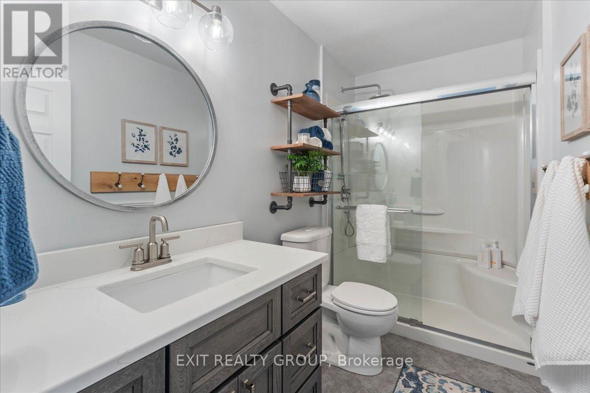 421 Dundas Street W, Greater Napanee, Ontario  K7R 2B9 - Photo 22 - X12378909