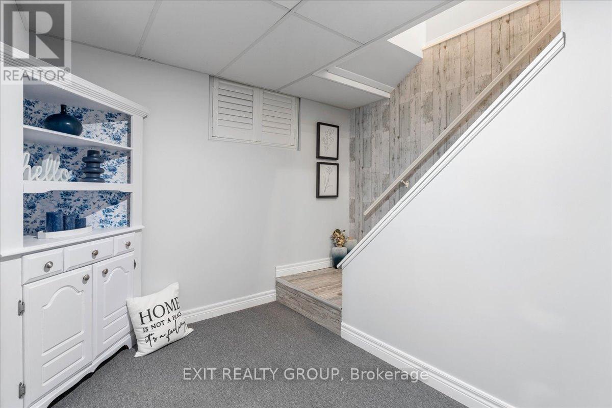 421 Dundas Street W, Greater Napanee, Ontario  K7R 2B9 - Photo 28 - X12378909