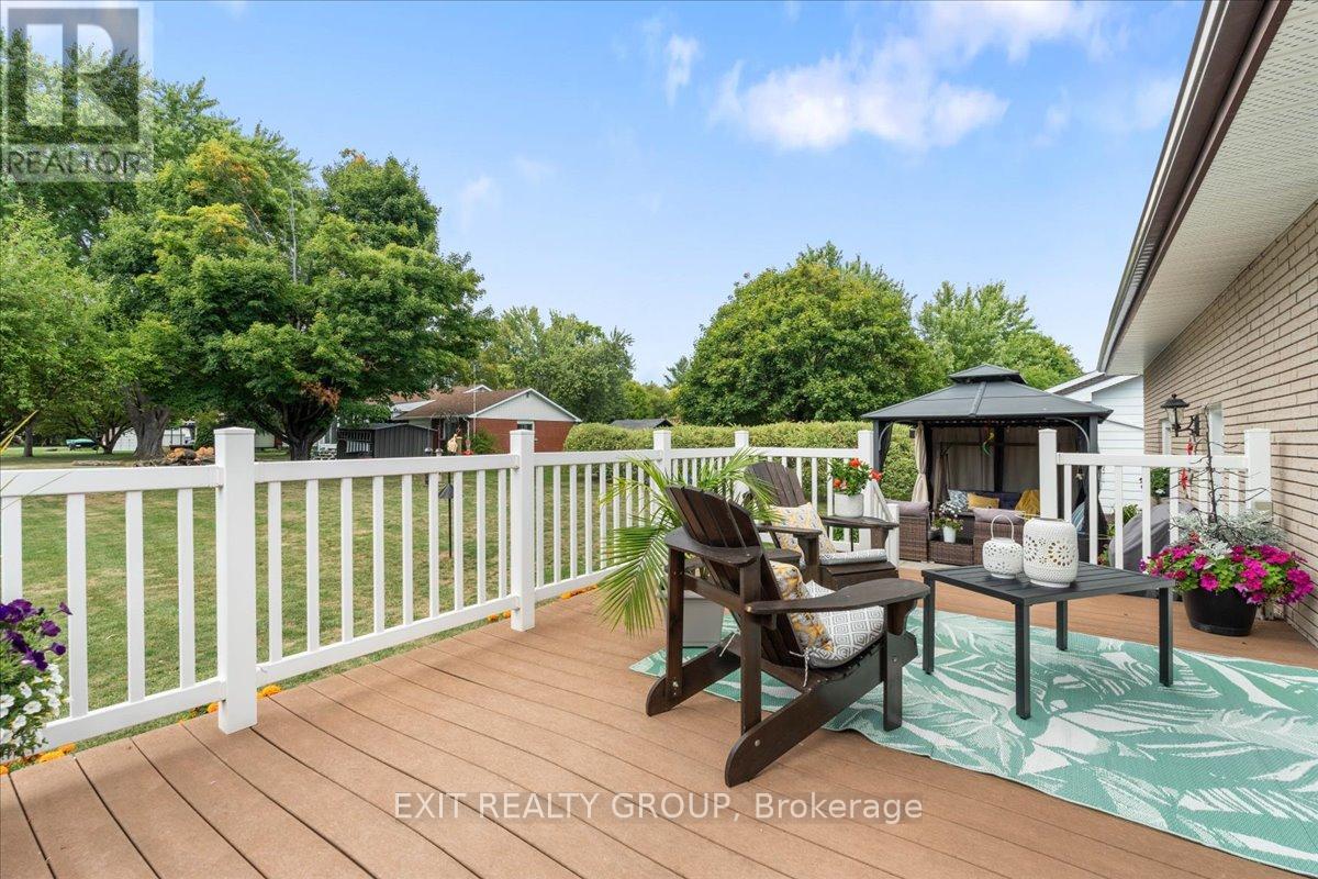 421 Dundas Street W, Greater Napanee, Ontario  K7R 2B9 - Photo 44 - X12378909