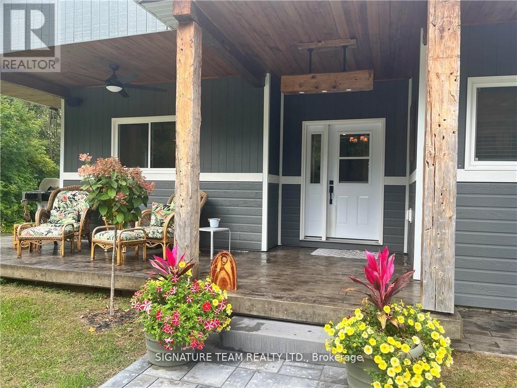 1555 Whitton Road, Horton, Ontario  K7V 3Z6 - Photo 2 - X12378842