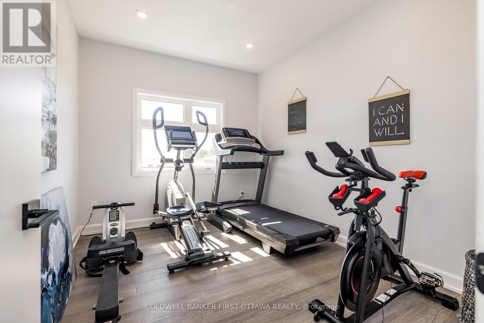 5758 Fernbank Road, Ottawa, Ontario  K2S 1B6 - Photo 15 - X12378845