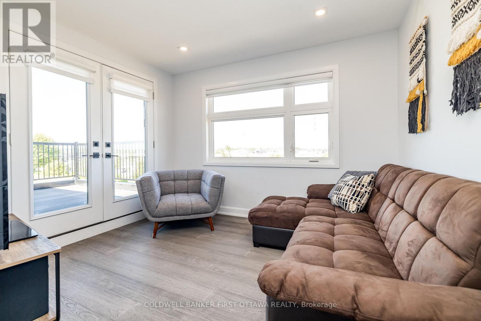 5758 Fernbank Road, Ottawa, Ontario  K2S 1B6 - Photo 26 - X12378845