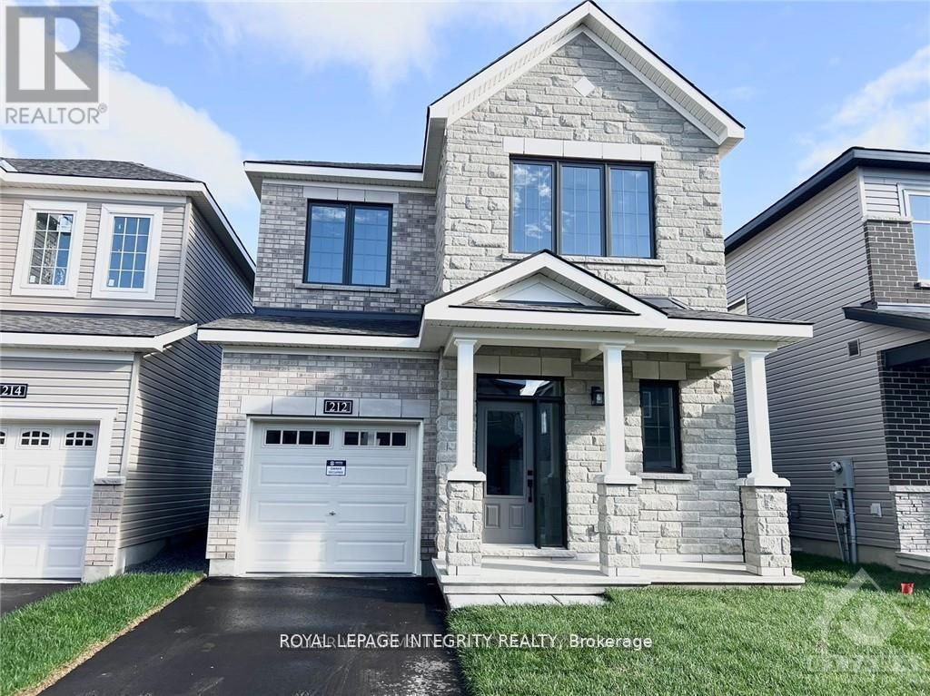 212 ELSIE MACGILL WALK, Ottawa, Ontario