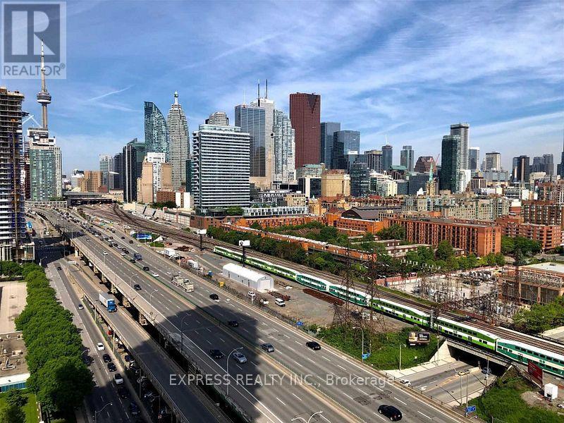 1504 - 16 Bonnycastle Street, Toronto, Ontario  M5A 4M6 - Photo 12 - C12378708