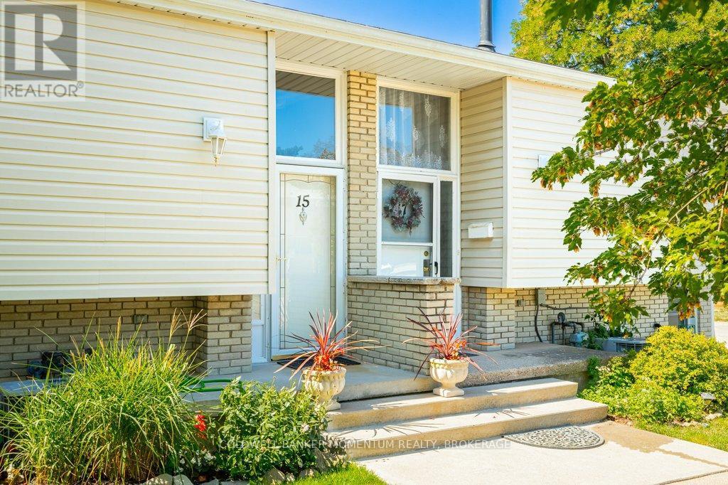 15 - 151 Parnell Road, St. Catharines, Ontario  L2M 3S4 - Photo 4 - X12378876