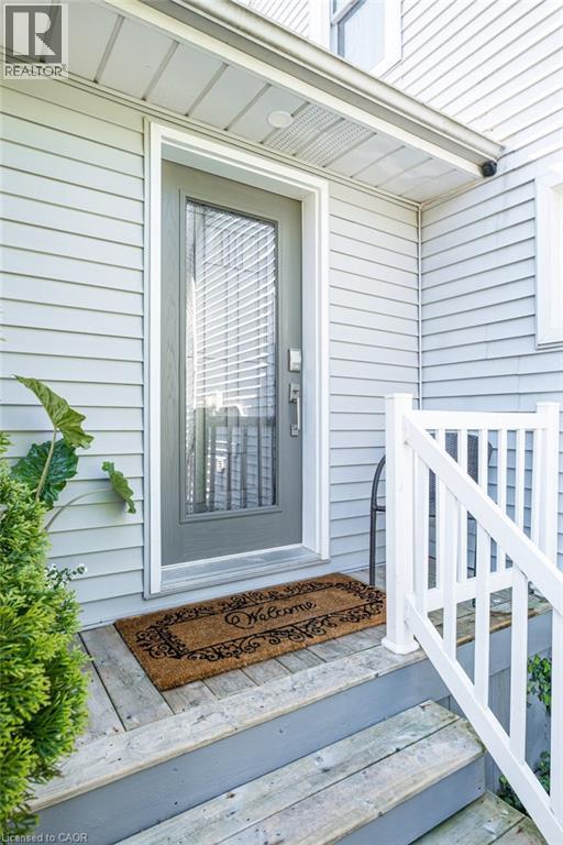 87 East 9th Street, Hamilton, Ontario  L9A 3M9 - Photo 2 - 40764998