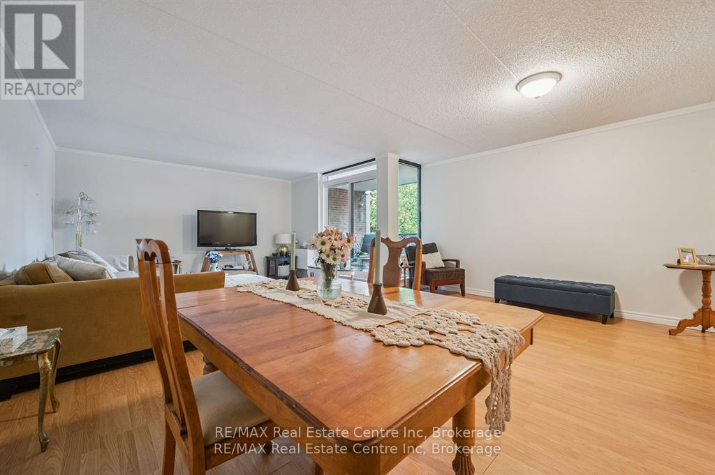 310 - 65 Silvercreek Parkway N, Guelph (Junction/onward Willow), Ontario  N1H 7R9 - Photo 5 - X12378918