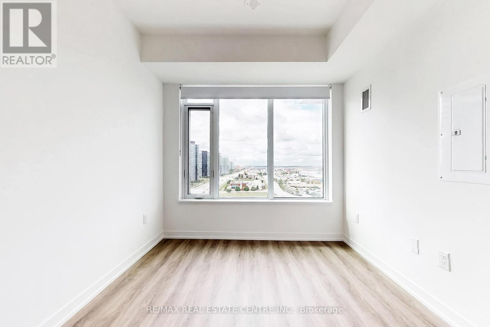1221 - 2485 Eglinton Avenue W, Mississauga, Ontario  L5M 2V8 - Photo 20 - W12378719