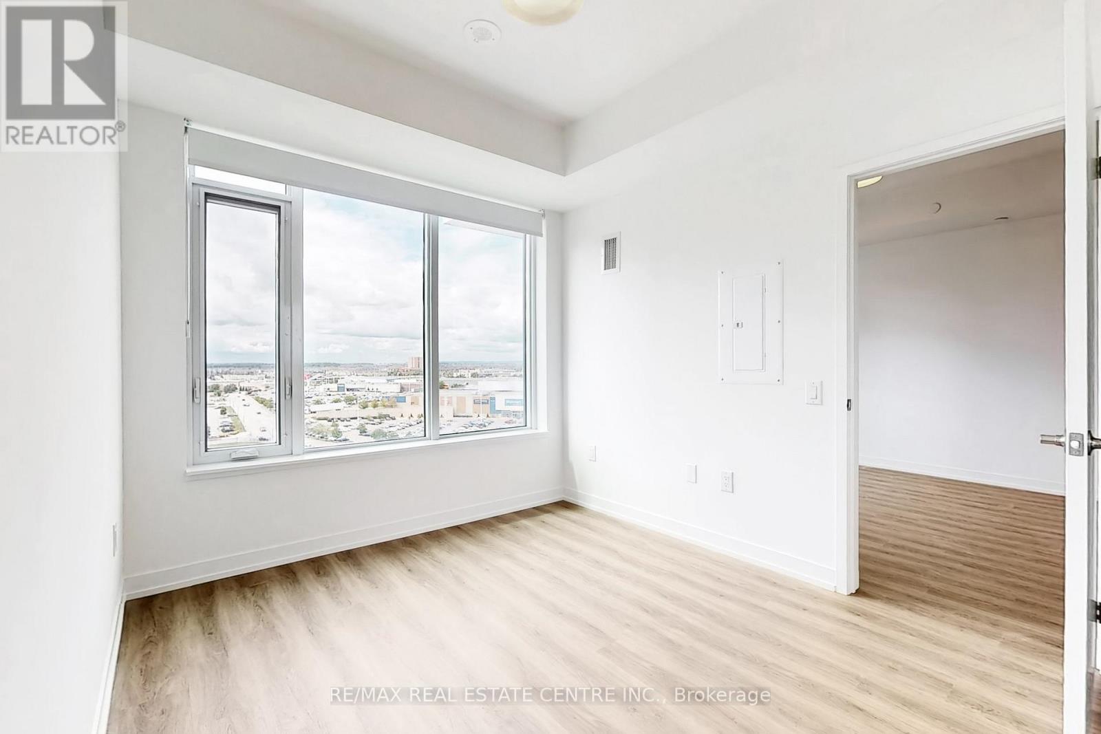 1221 - 2485 Eglinton Avenue W, Mississauga, Ontario  L5M 2V8 - Photo 21 - W12378719