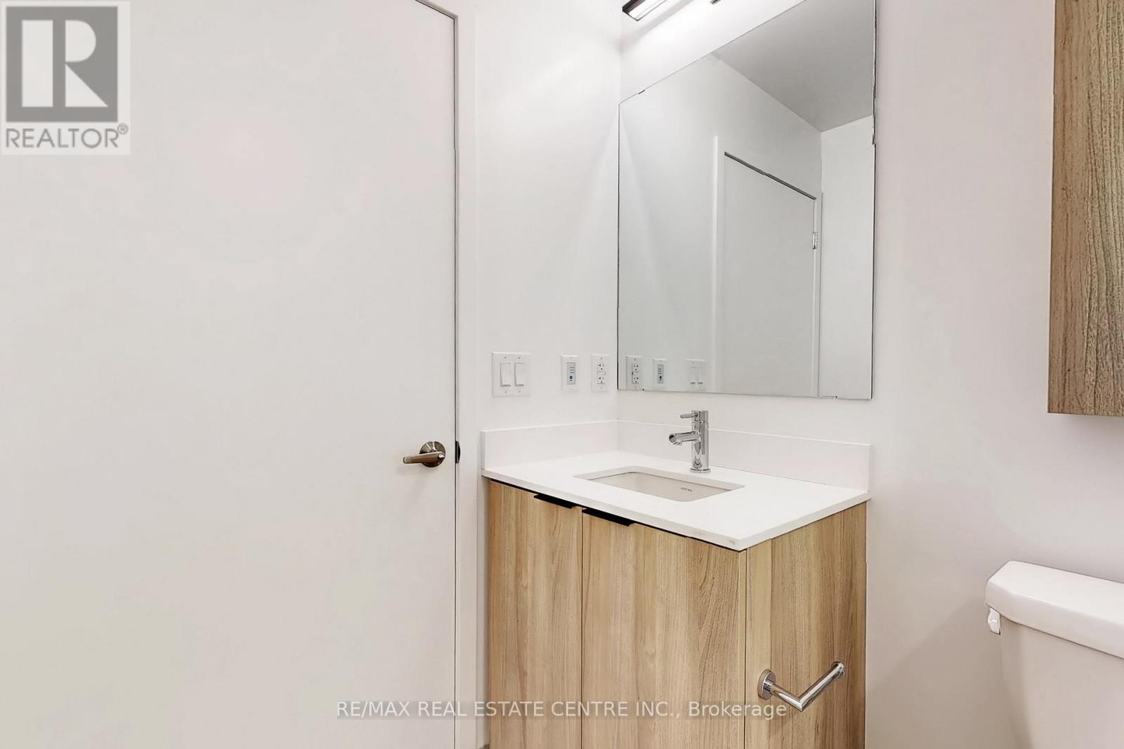 1221 - 2485 Eglinton Avenue W, Mississauga, Ontario  L5M 2V8 - Photo 25 - W12378719