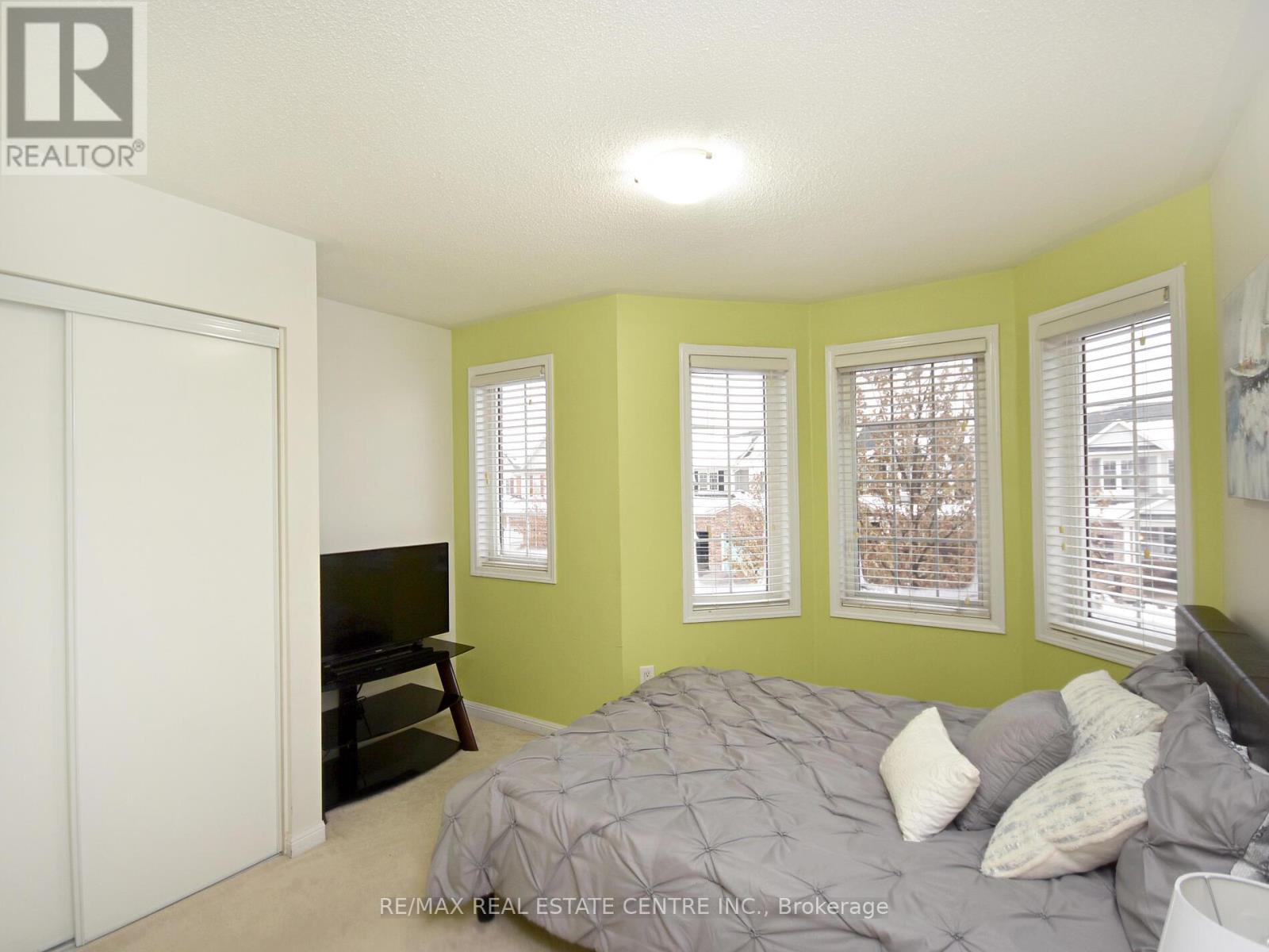 792 Johnson Heights, Milton, Ontario  L9T 0J6 - Photo 34 - W12378725
