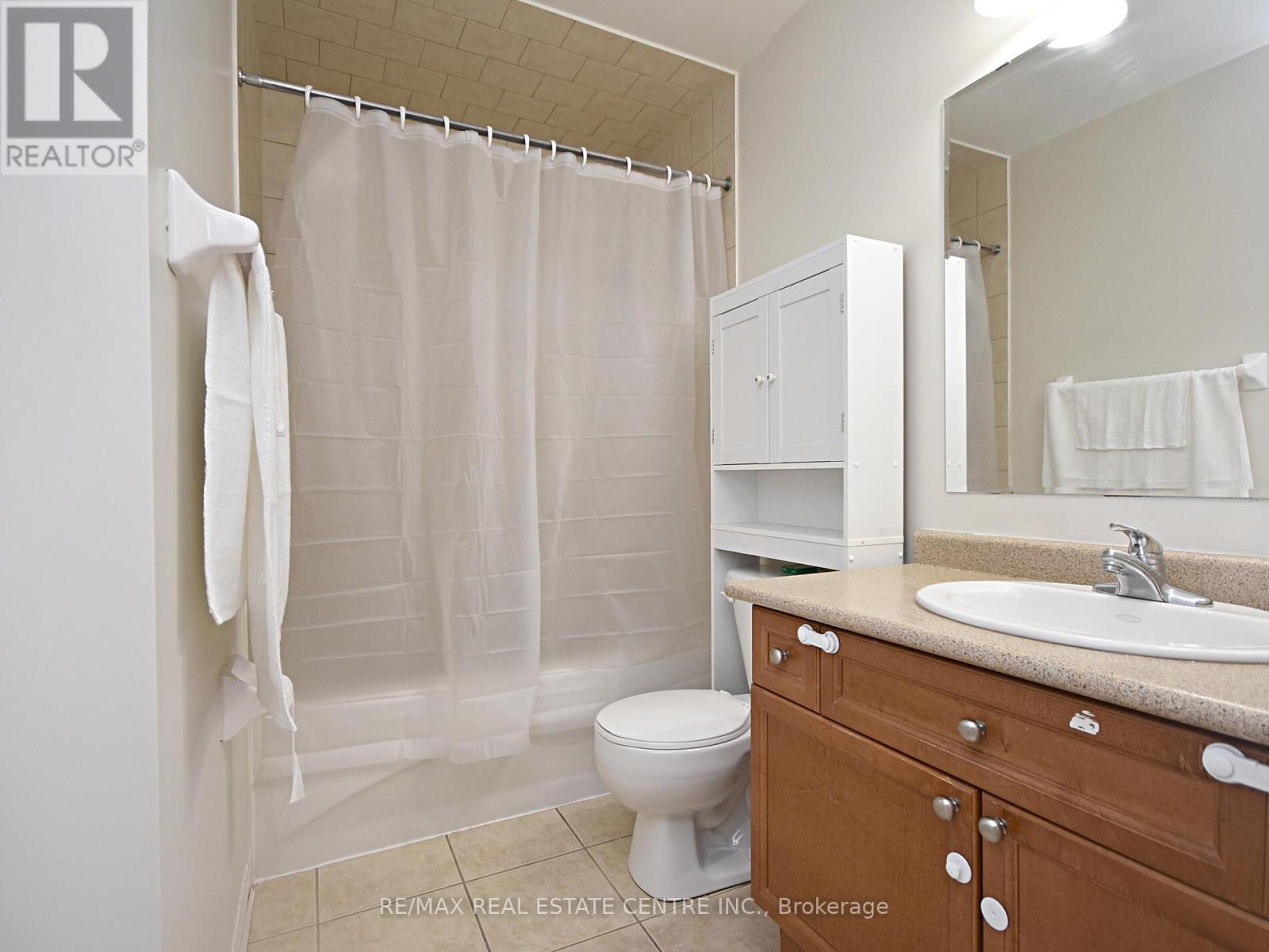 792 Johnson Heights, Milton, Ontario  L9T 0J6 - Photo 36 - W12378725
