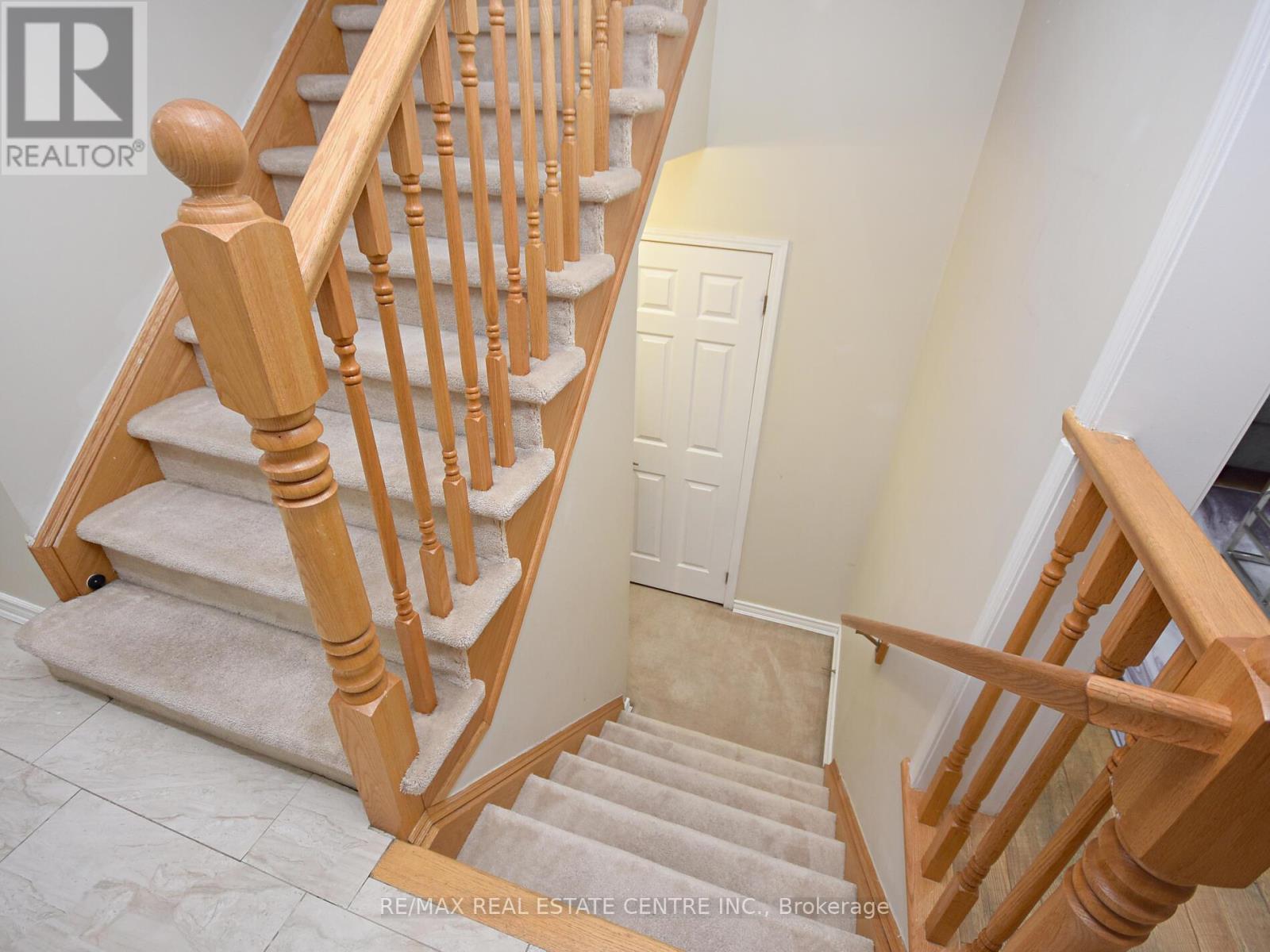 792 Johnson Heights, Milton, Ontario  L9T 0J6 - Photo 42 - W12378725