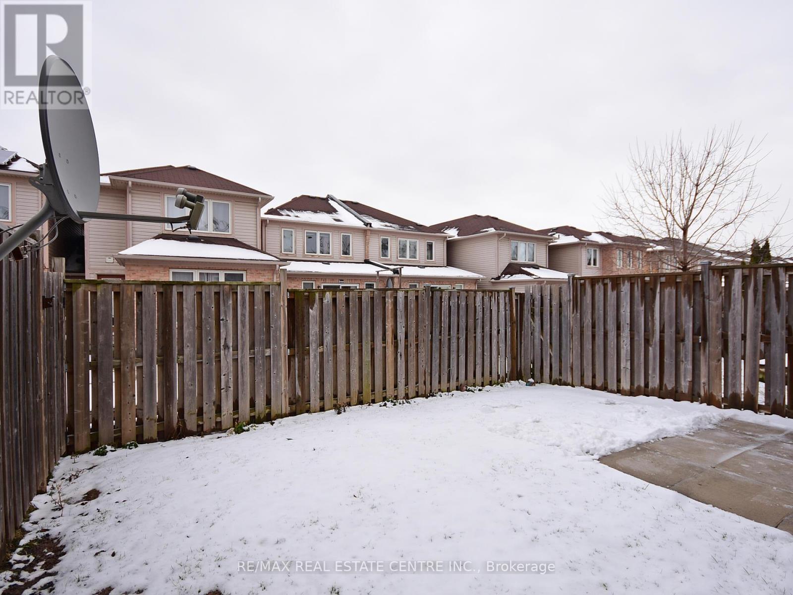 792 Johnson Heights, Milton, Ontario  L9T 0J6 - Photo 45 - W12378725