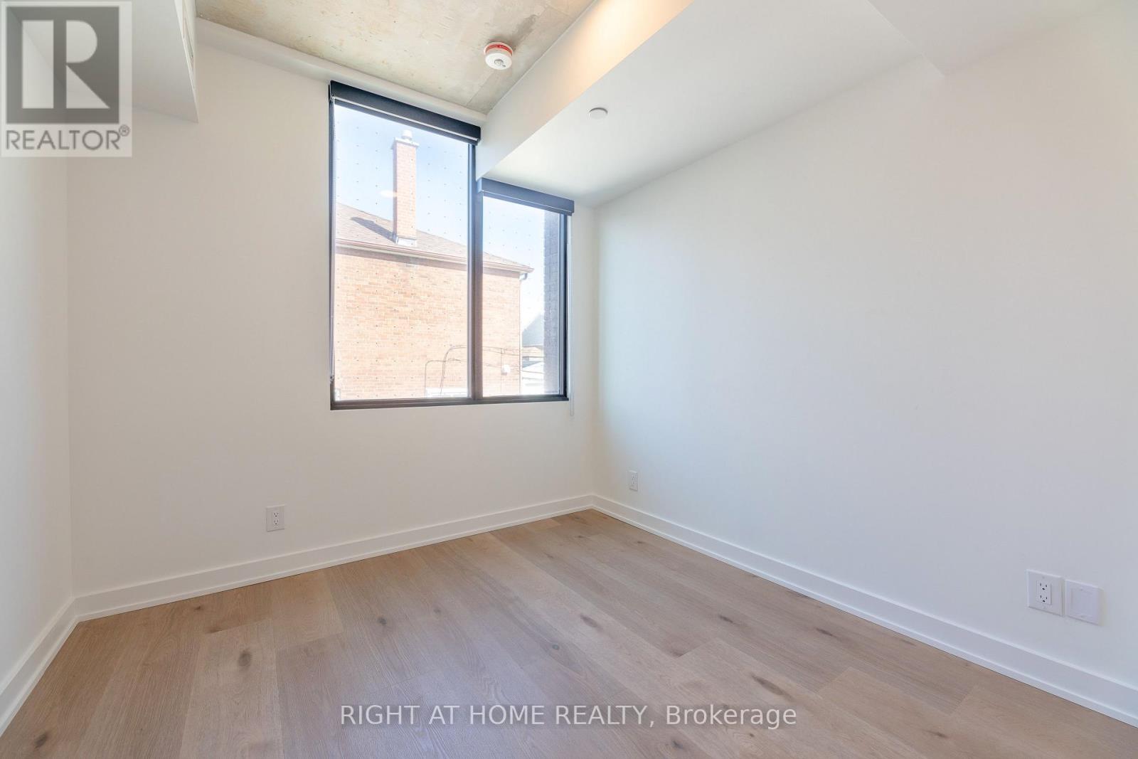 206 - 7 Fairbank Avenue W, Toronto, Ontario  M6E 3Y5 - Photo 11 - W12378727
