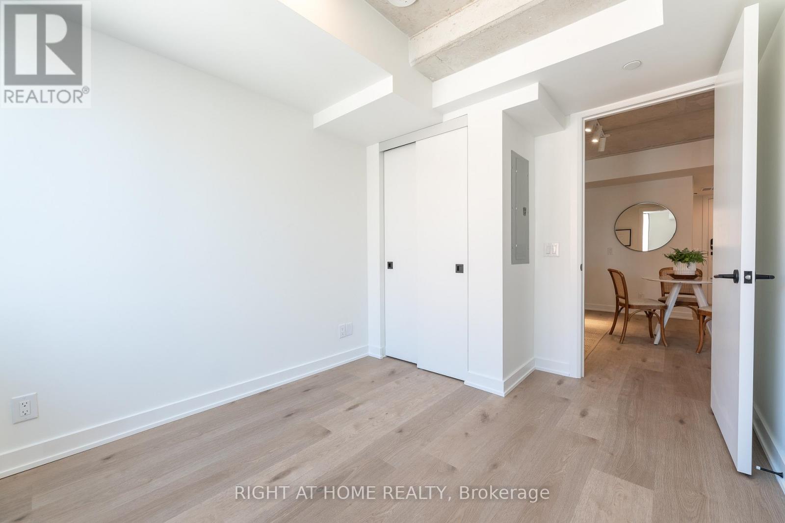 206 - 7 Fairbank Avenue W, Toronto, Ontario  M6E 3Y5 - Photo 12 - W12378727