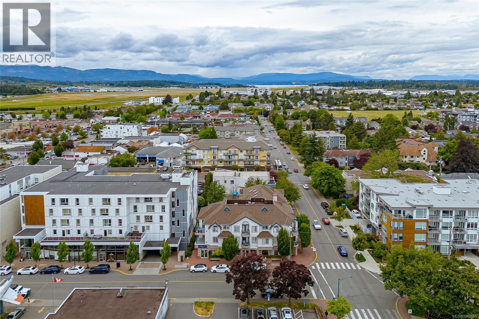 204 2421 Sidney Ave, Sidney, British Columbia