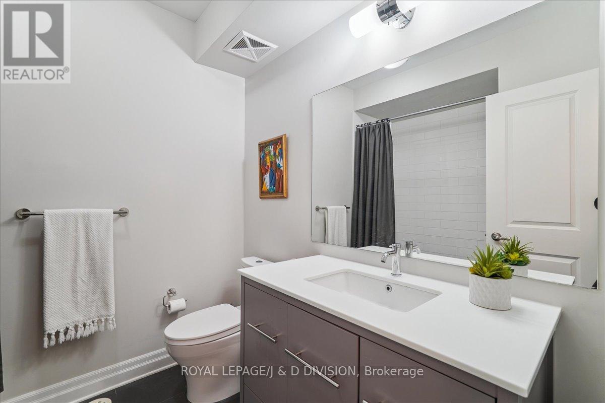 361 Roehampton Avenue, Toronto, Ontario  M4P 1S3 - Photo 31 - C12378832