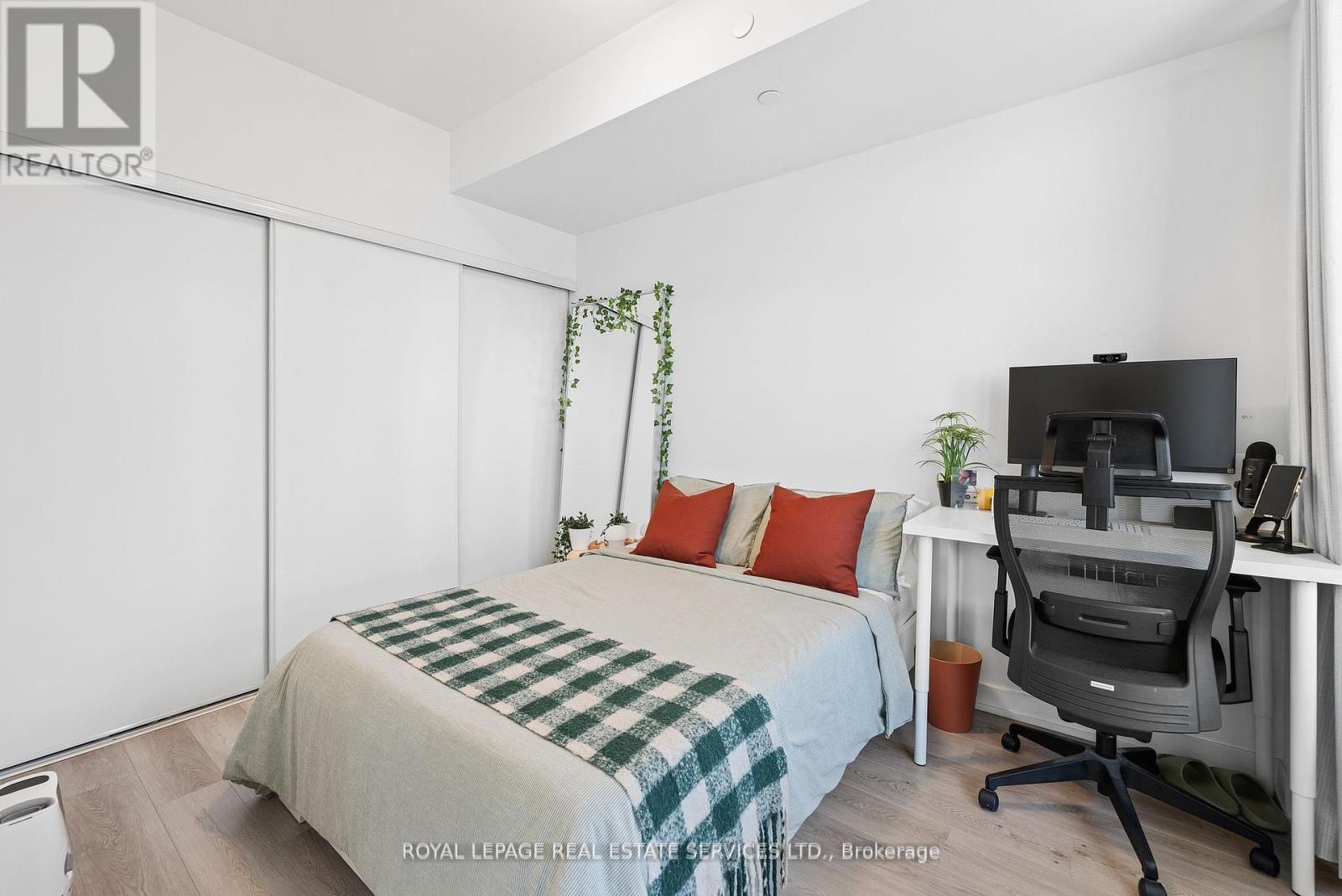 1603 - 50 Ordnance Street, Toronto (Niagara), Ontario  M6K 0C9 - Photo 7 - C12378838