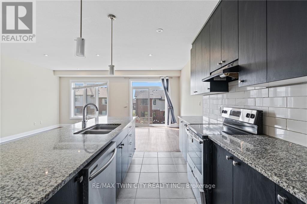34 Sportsman Hill Street, Kitchener, Ontario  N2P 0J3 - Photo 12 - X12378775